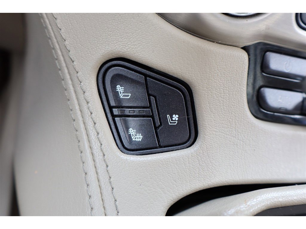 Used 2020 GMC Yukon Denali w/ Open Road Package image 33