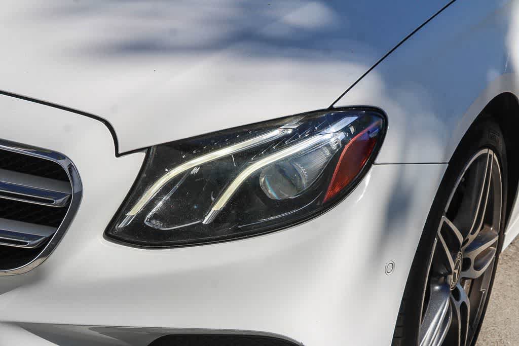Used 2018 Mercedes-Benz E 300 image 10