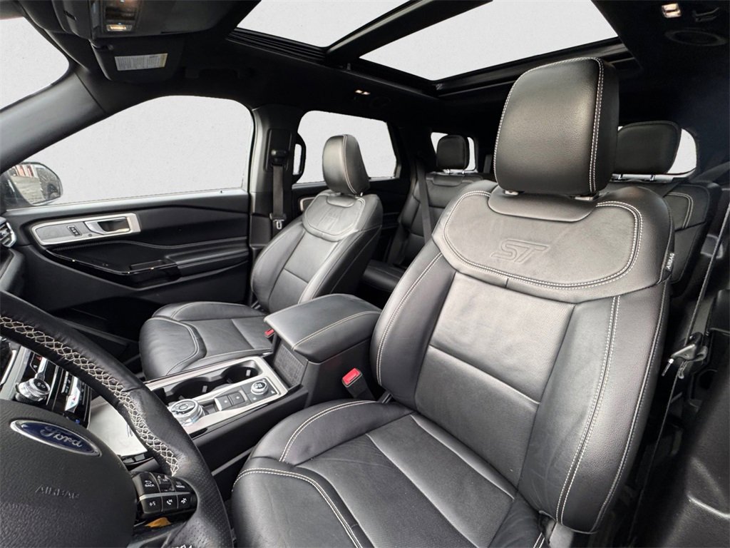 Certified 2022 Ford Explorer ST image 7