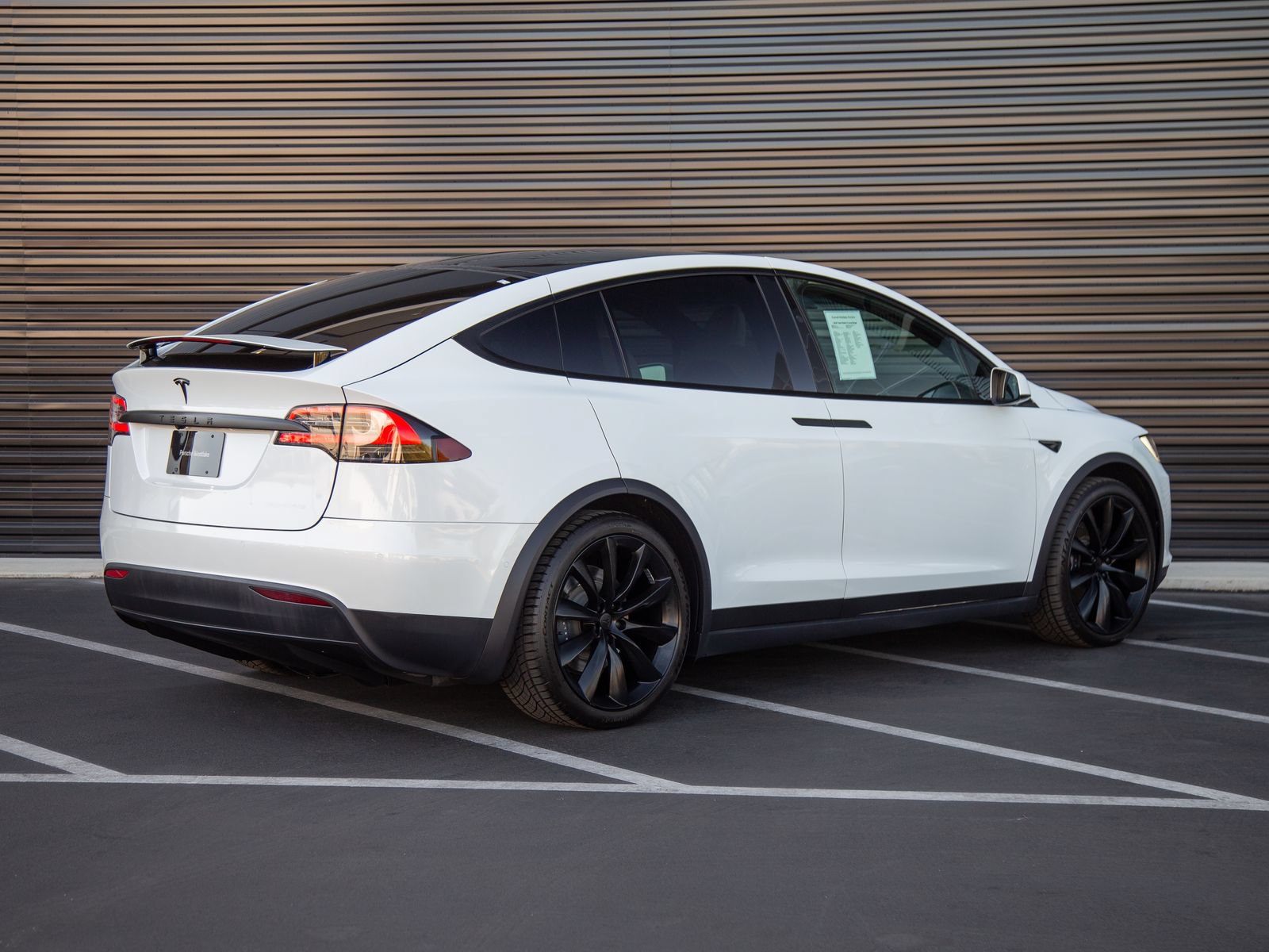 Used 2020 Tesla Model X Long Range AWD/4WD image 7