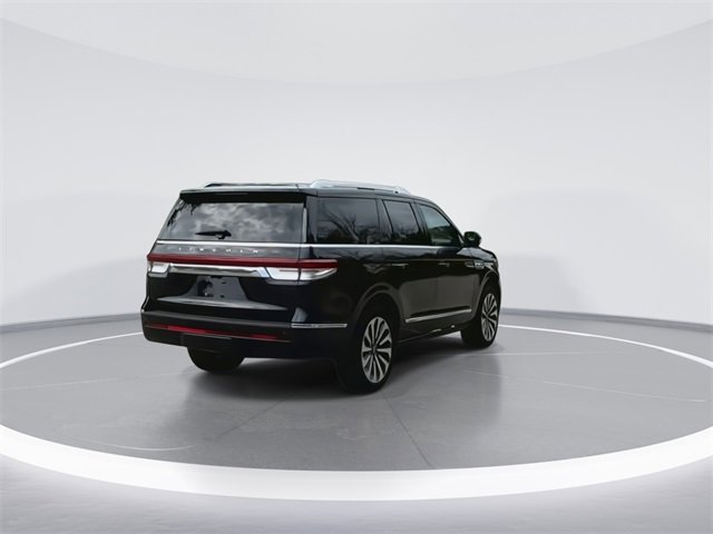 New 2024 Lincoln Navigator Reserve image 7