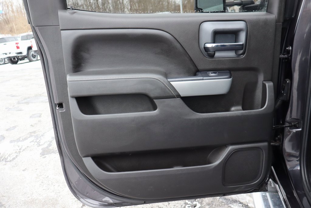 Used 2015 Chevrolet Silverado 2500 LT w/ LT Convenience Package image 16