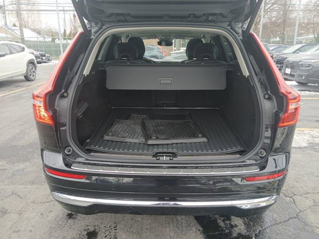 Used 2022 Volvo XC60 B5 Inscription w/ Climate Package image 24
