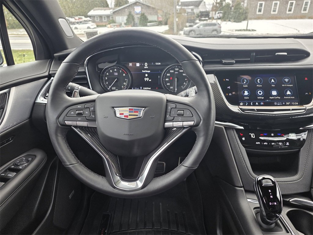 Used 2023 Cadillac XT6 Sport w/ Technology Package image 16