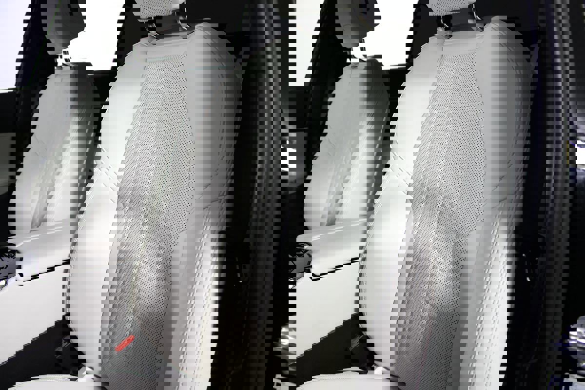 Used 2024 BMW 530i w/ M Sport Package image 11