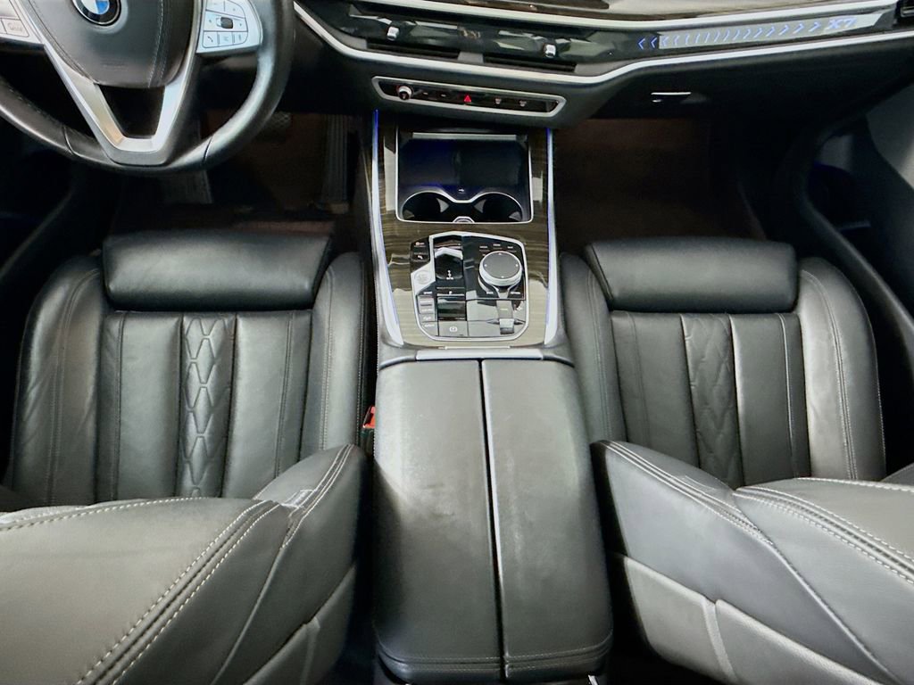 Used 2023 BMW X7 xDrive40i AWD/4WD image 17