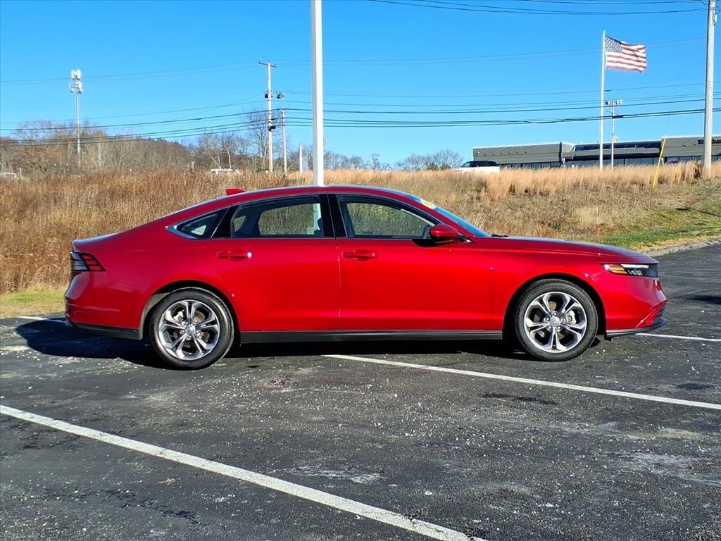 Used 2024 Honda Accord EX image 2
