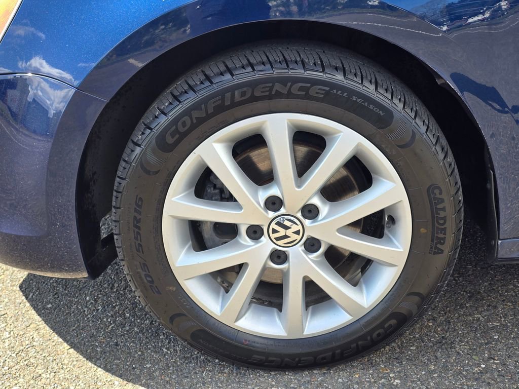 Used 2013 Volkswagen Jetta SE image 9