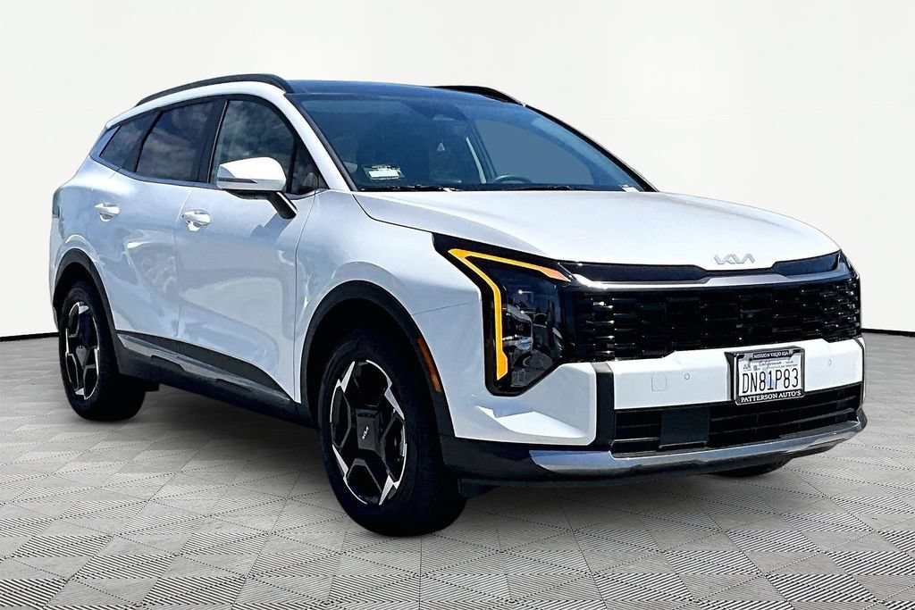 Certified 2026 Kia Sportage EX w/ EX Panoramic Sunroof Package AWD/4WD image 5