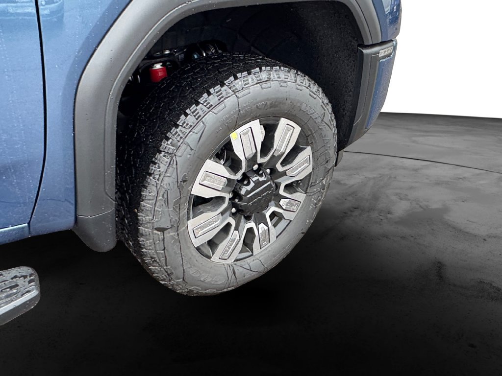 New 2026 GMC Sierra 3500 Denali w/ Technology Package AWD/4WD image 11