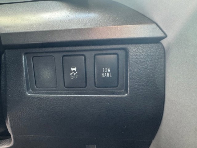 Used 2015 Toyota Tundra SR5 w/ SR5 Upgrade Package RWD image 34