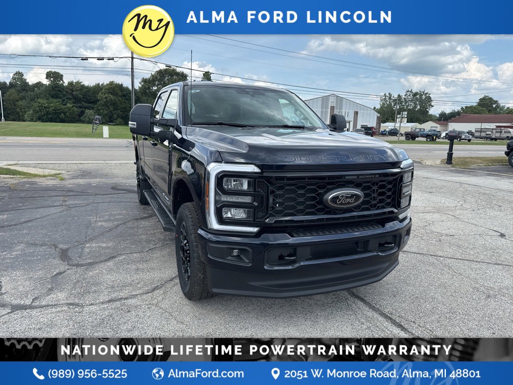 New 2025 Ford F350 XLT w/ Black Appearance Package image 8