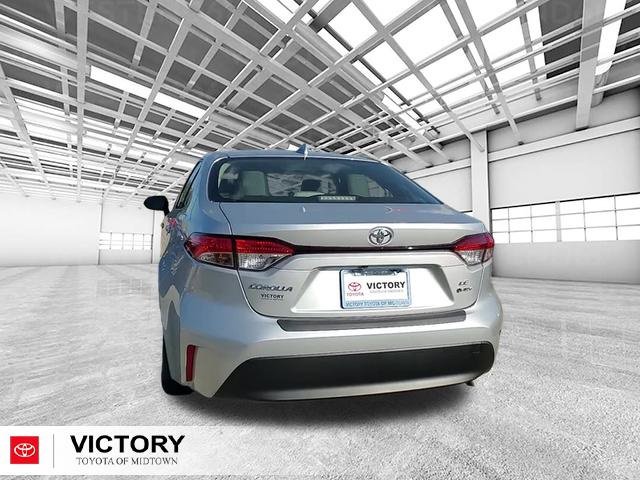 Used 2026 Toyota Corolla LE image 5