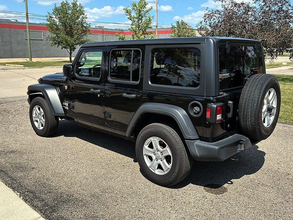 Used 2020 Jeep Wrangler Unlimited Sport S AWD/4WD image 5