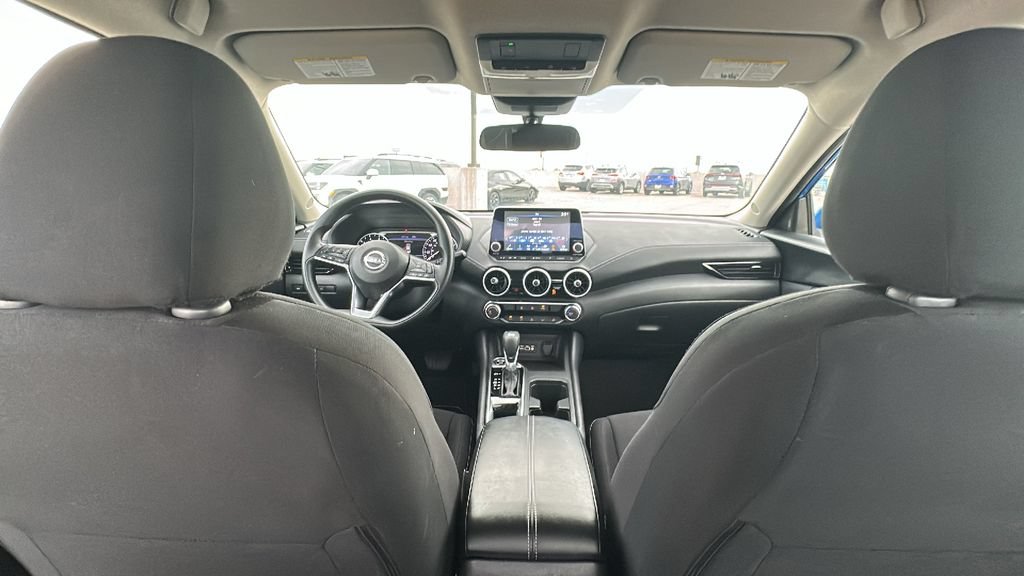Used 2025 Nissan Sentra SV FWD image 28