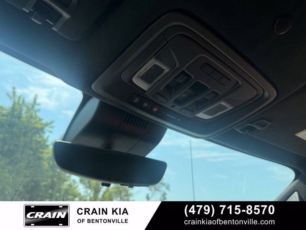 Used 2024 GMC Sierra 1500 Denali Ultimate AWD/4WD image 19