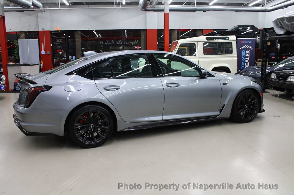 Used 2026 Cadillac CT5 V Blackwing w/ Carbon Fiber 2 Package RWD image 7