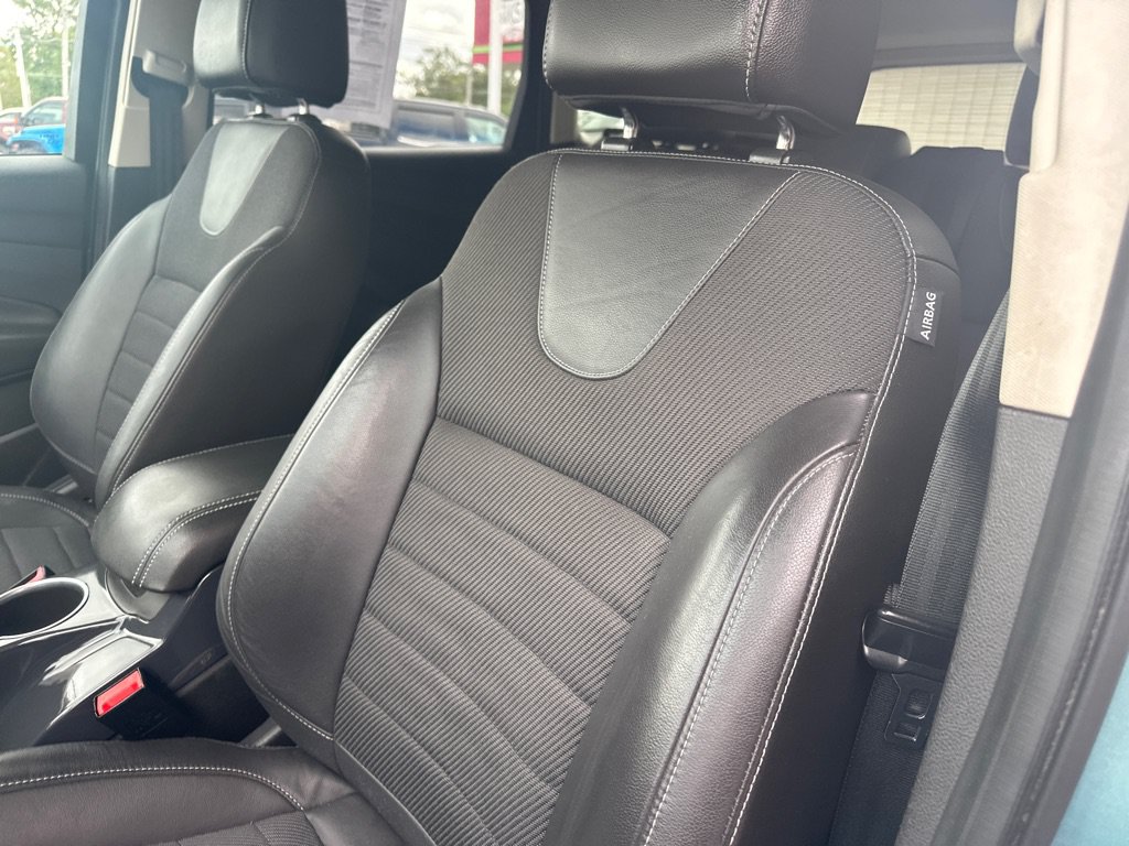 Used 2013 Ford Escape Titanium AWD/4WD image 19