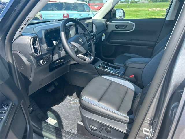 New 2025 Ford Bronco Sport Outer Banks w/ Outer Banks Tech Package+ image 16