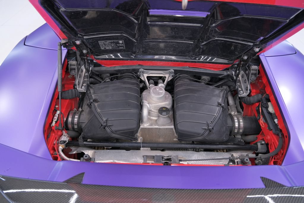 Used 2021 Lamborghini Huracan EVO RWD image 46
