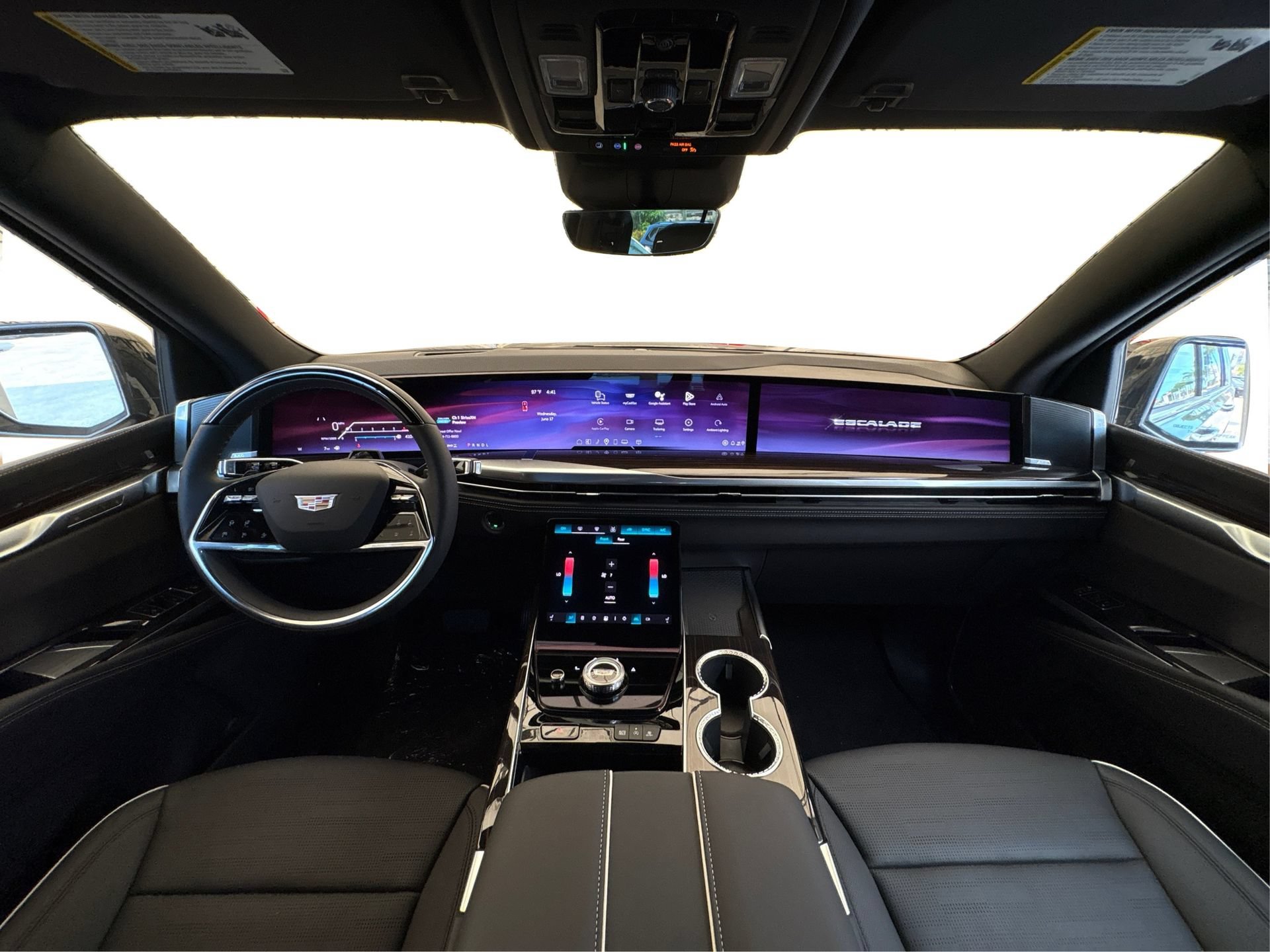 New 2026 Cadillac Escalade ESV Luxury AWD/4WD image 22