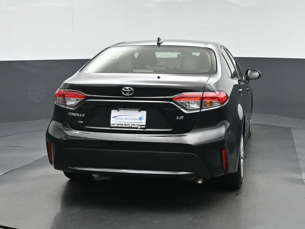 Used 2021 Toyota Corolla LE w/ Carpet Mat Package (TMS) FWD image 6