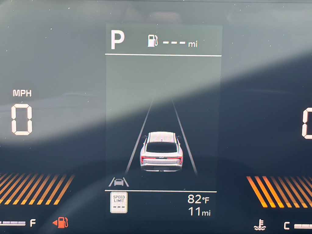 New 2026 Kia K4 FWD image 25
