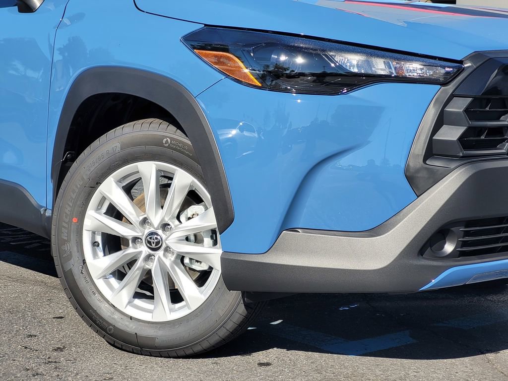 New 2026 Toyota Corolla Cross LE FWD image 3