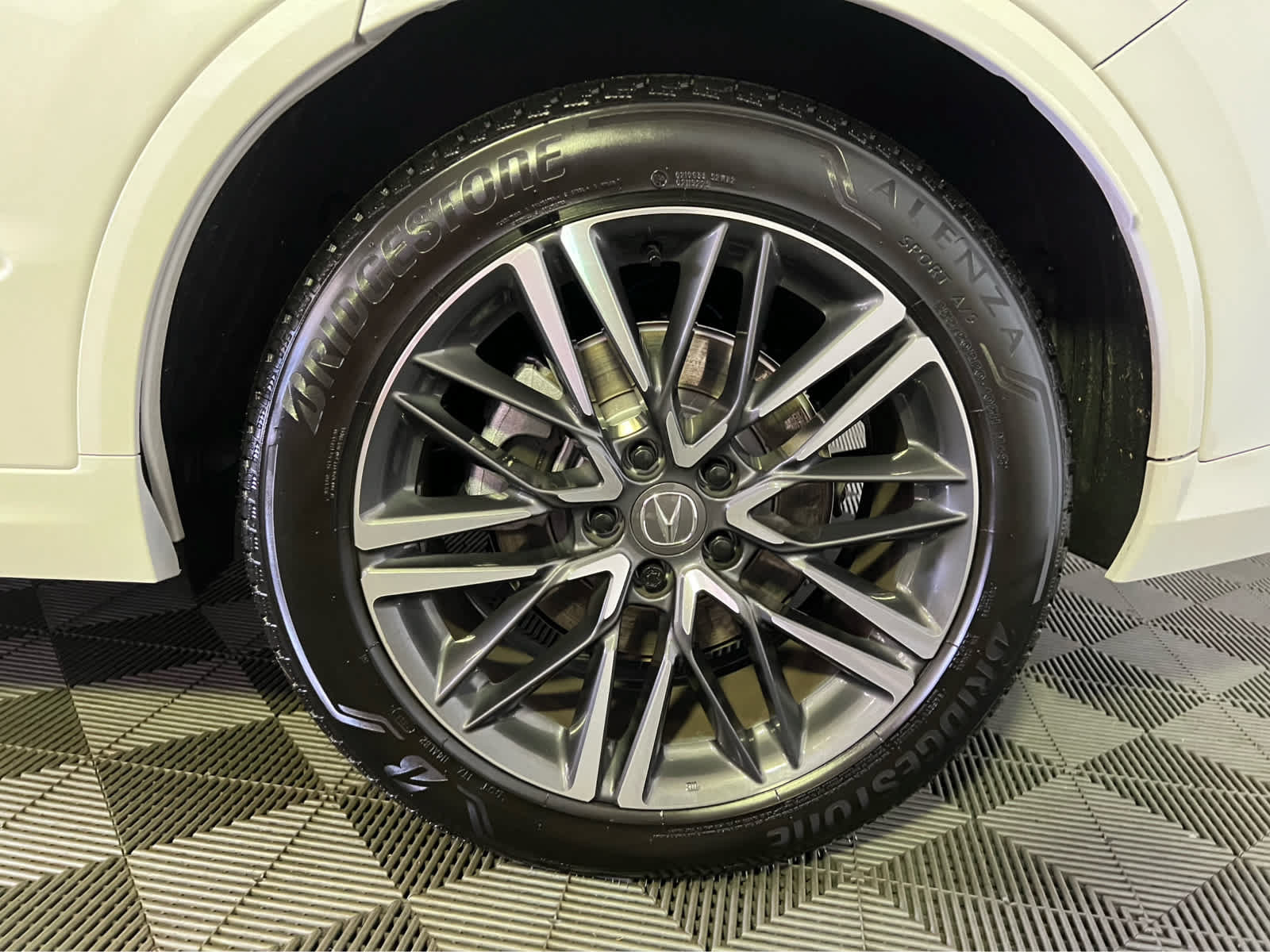 Used 2026 Acura MDX w/ Advance Package AWD/4WD image 9