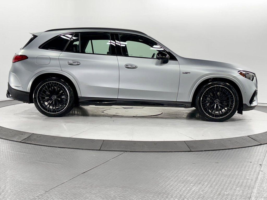 Used 2024 Mercedes-Benz GLC 43 AMG 4MATIC w/ Driver Assistance Package image 37