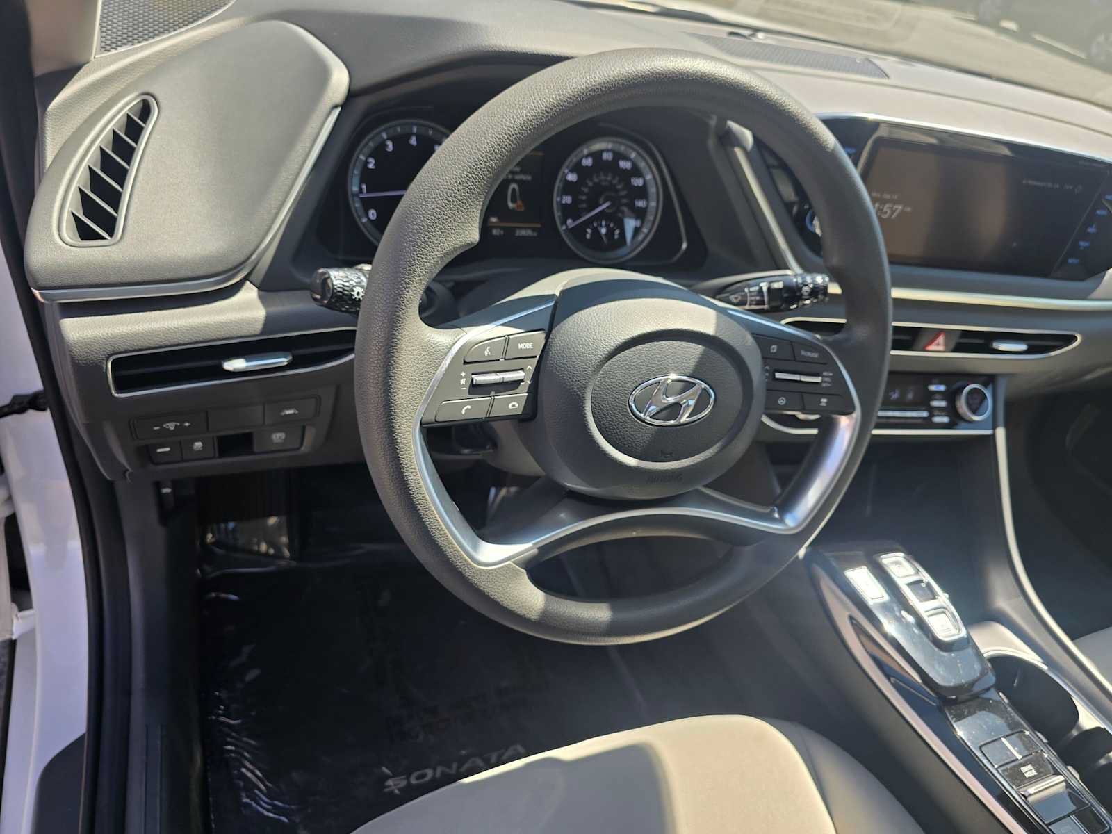 Used 2023 Hyundai Sonata SEL FWD image 23