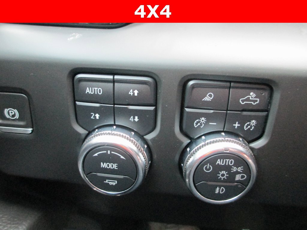 Used 2024 GMC Sierra 3500 Denali w/ Denali Reserve Package image 29