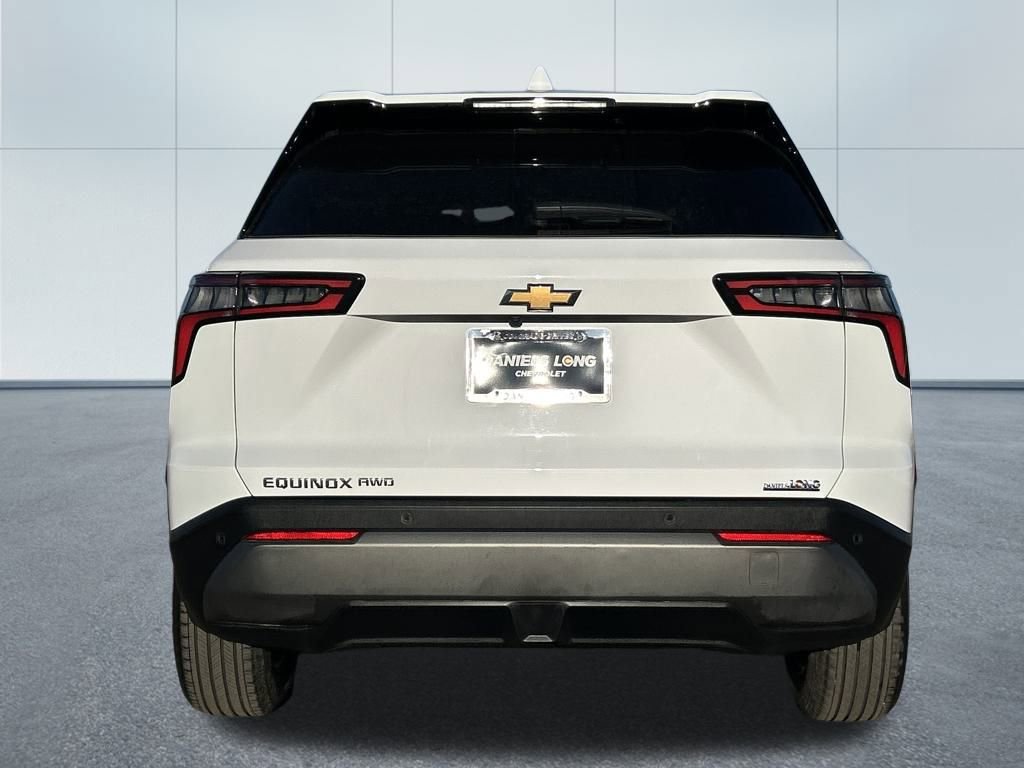 Used 2025 Chevrolet Equinox LT image 4