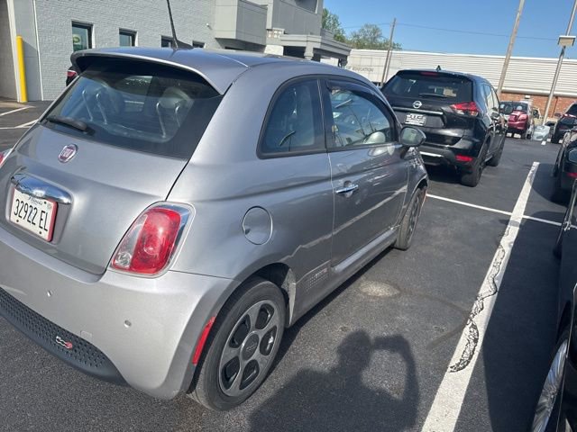 Used 2017 FIAT 500 e FWD image 3