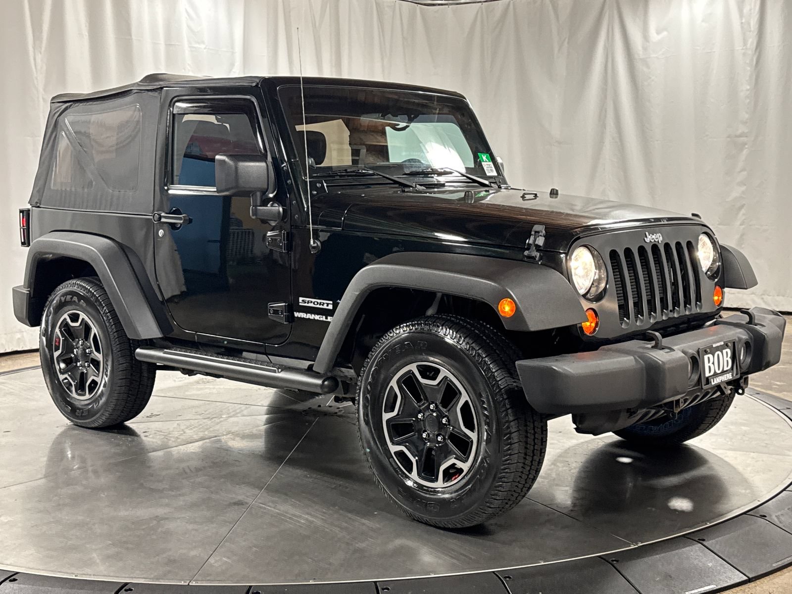 Used 2012 Jeep Wrangler Sport AWD/4WD image 7