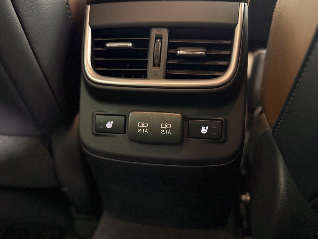Used 2020 Subaru Outback Touring XT AWD/4WD image 28