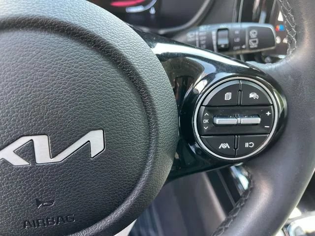 Used 2025 Kia Soul EX FWD image 34