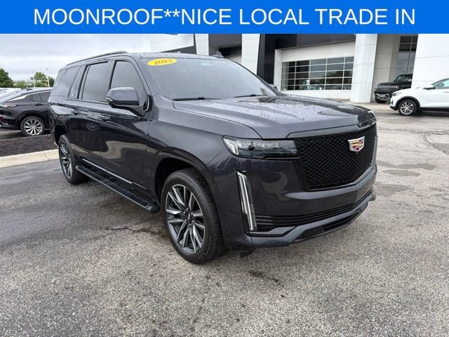 Used 2023 Cadillac Escalade ESV Sport AWD/4WD image 17