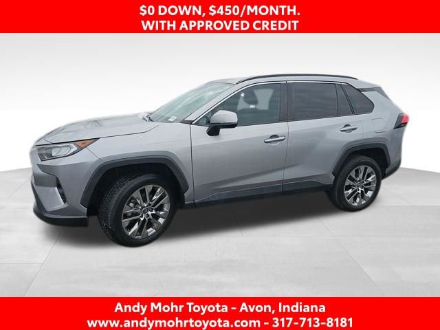 Used 2021 Toyota RAV4 XLE Premium image 4