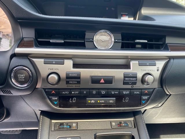 Used 2018 Lexus ES 350 w/ Premier Package FWD image 16