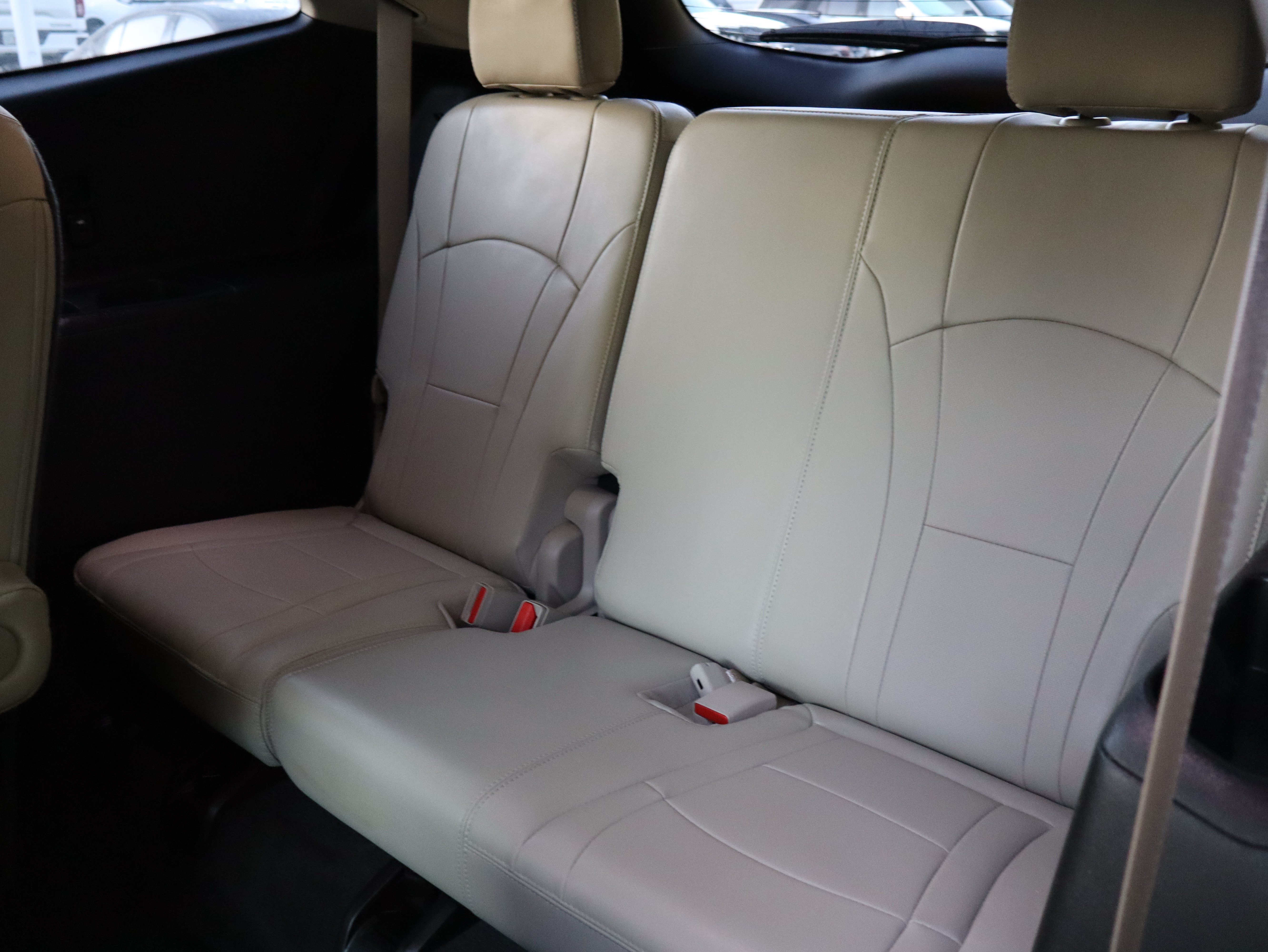 Used 2019 Buick Enclave Essence FWD image 45