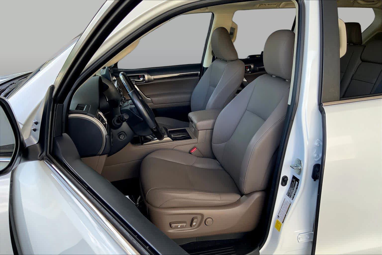 Used 2022 Lexus GX 460 Premium w/ Premium Plus Package AWD/4WD image 8