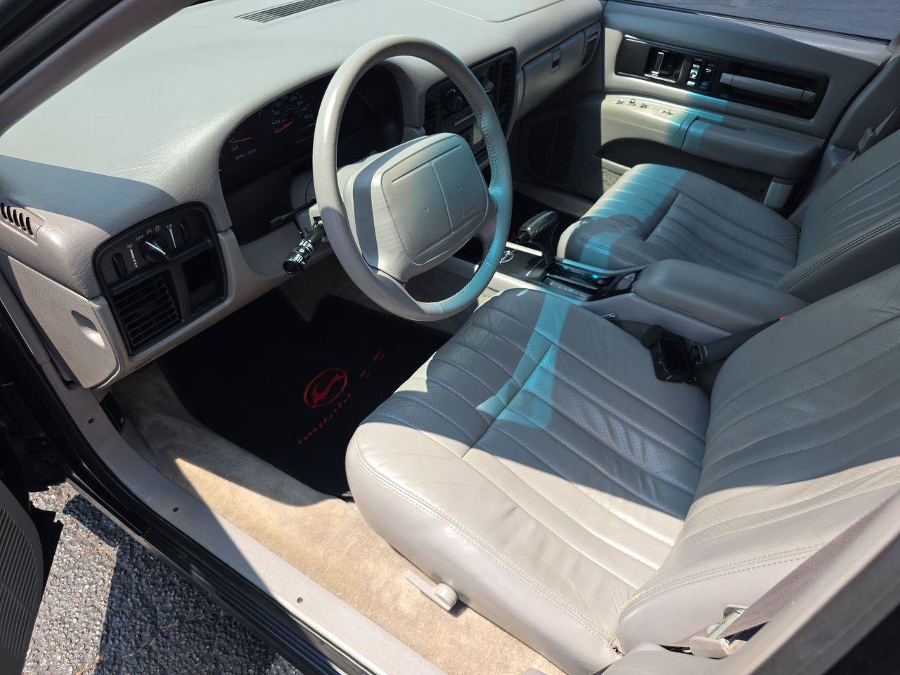 Used 1996 Chevrolet Impala SS RWD image 4