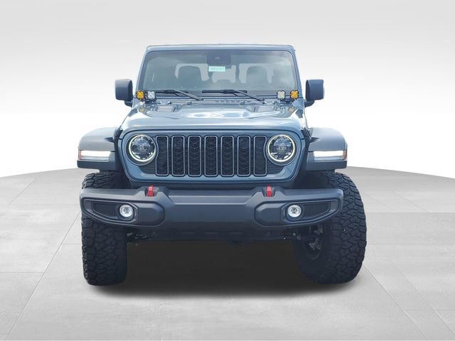 Used 2025 Jeep Gladiator Rubicon w/ Convenience Group AWD/4WD image 2