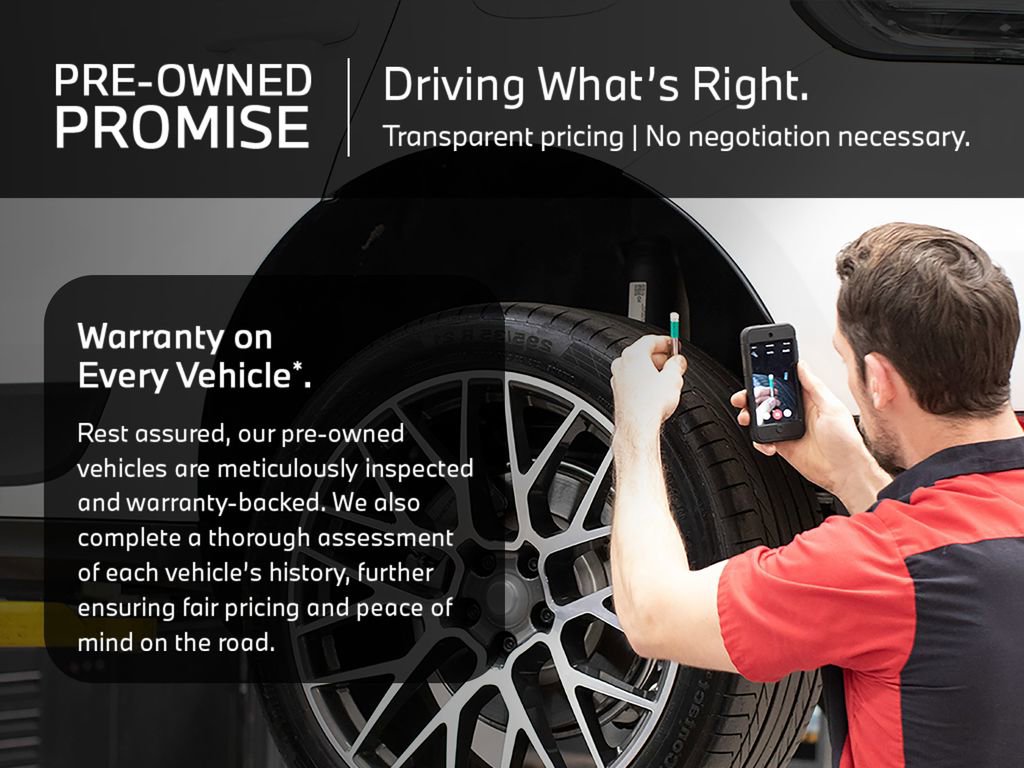 Used 2023 BMW iX xDrive50 image 18