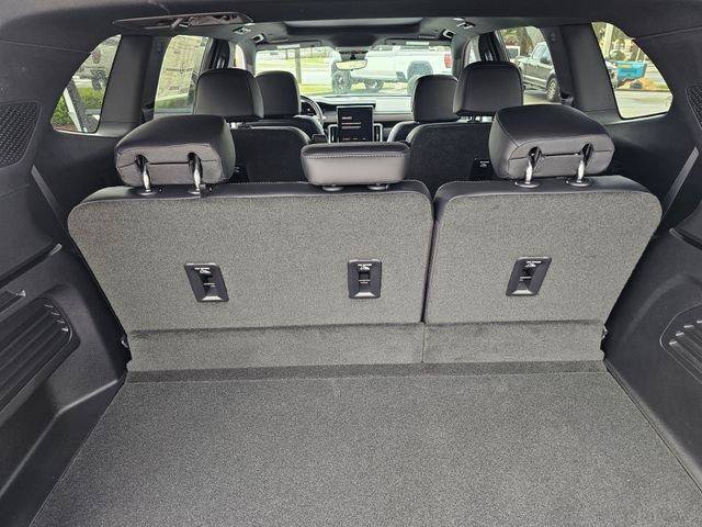 New 2026 GMC Acadia Denali w/ Super Cruise Package FWD image 30