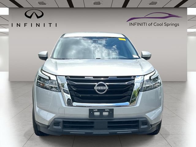 Used 2022 Nissan Pathfinder S AWD/4WD image 2