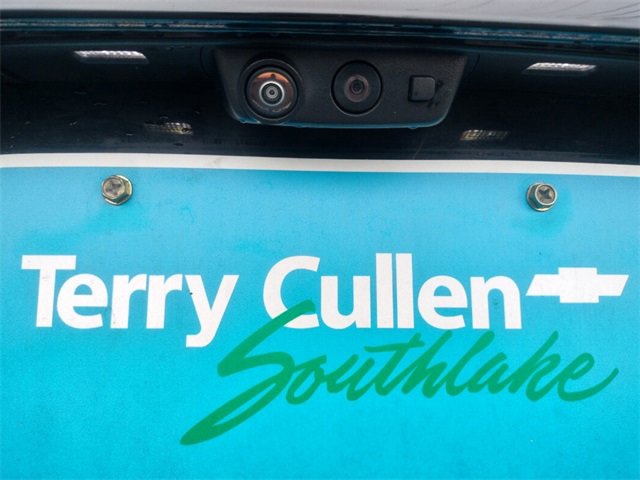 Used 2023 Chevrolet Suburban High Country image 10