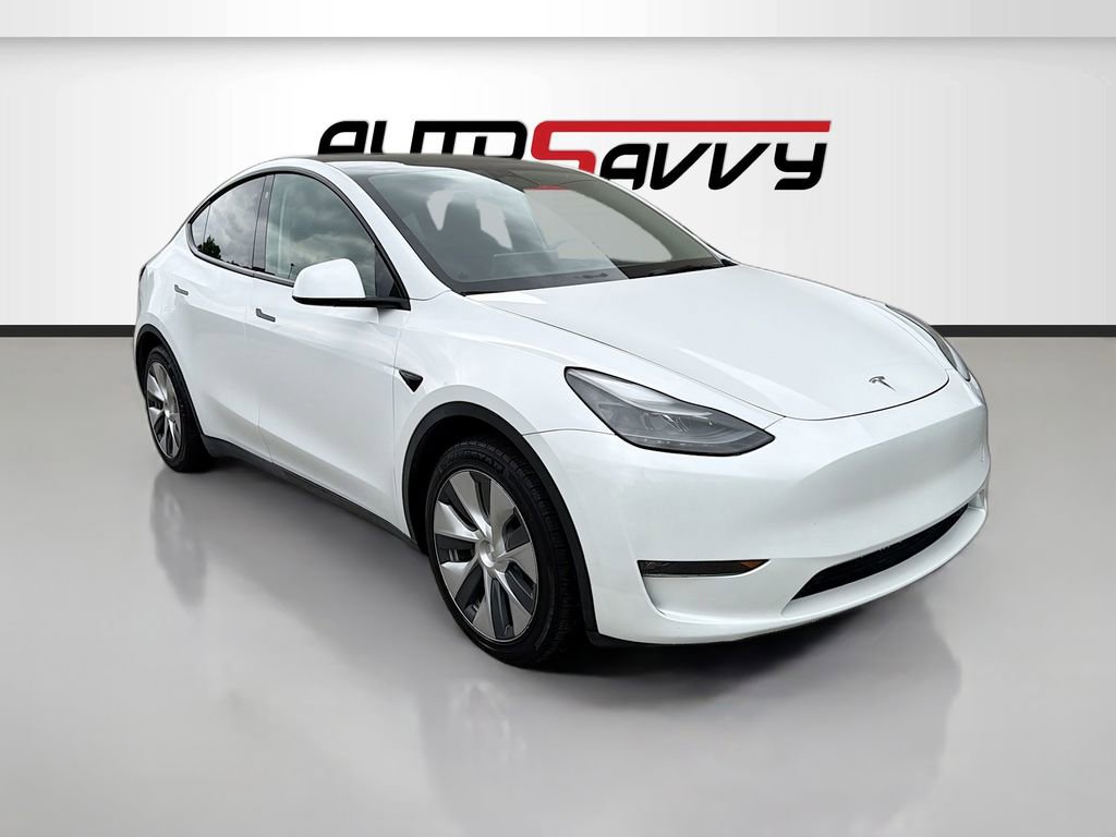 Used 2023 Tesla Model Y Long Range image 1