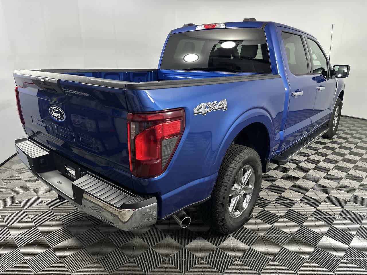 Used 2025 Ford F150 XLT w/ Equipment Group 301A Standard AWD/4WD image 8